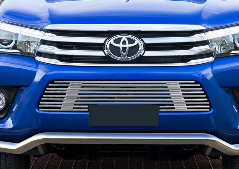 Решетка радиатора d10 RIVAL на Toyota Hilux 2015 - 2017 (Арт. G.5701.001)